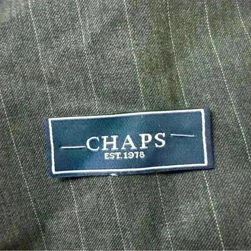 Chaps Sport Coat Men’s 42S Charcoal Gray Pinstriped 100% Wool 3-Button Jacket - Picture 8 of 10